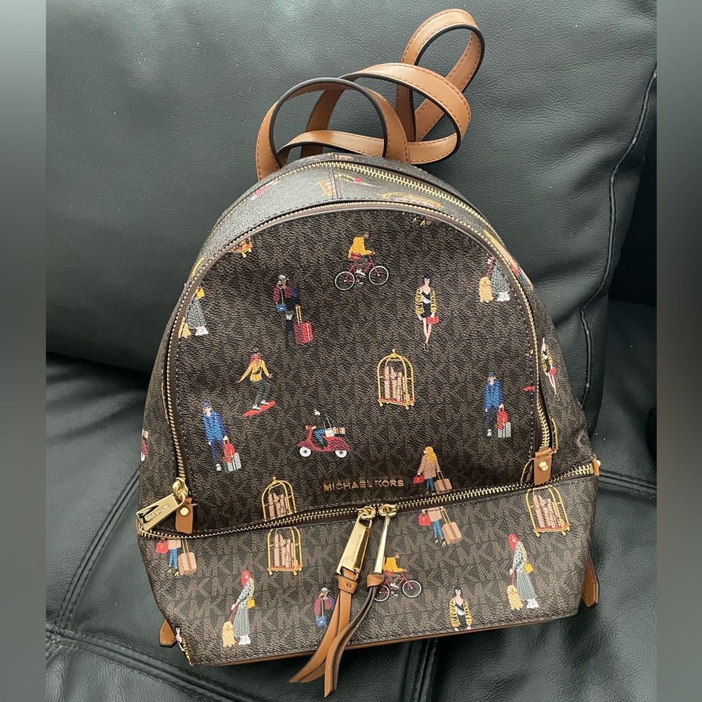 Michael Kors Rhea Medium Jet Set Girls Backpack